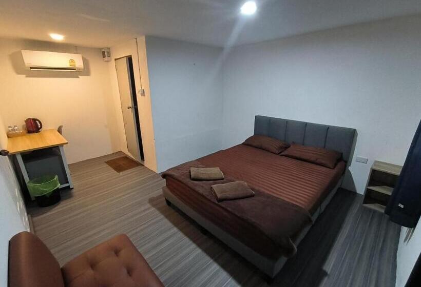 オーシャンビューのスタンダードバンガロー, Golden Beach Resort Koh Phangan