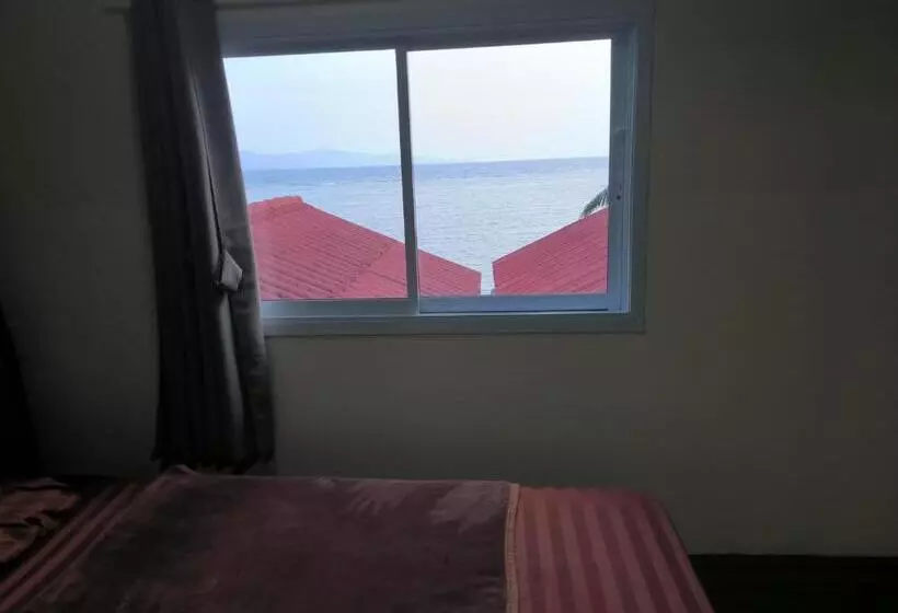 ガーデンビューのスタンダードバンガロー, Golden Beach Resort Koh Phangan