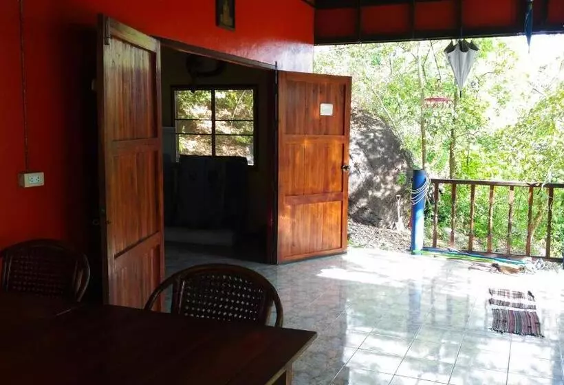 バンガローの２ベッドスタンダードルーム, Golden Beach Resort Koh Phangan