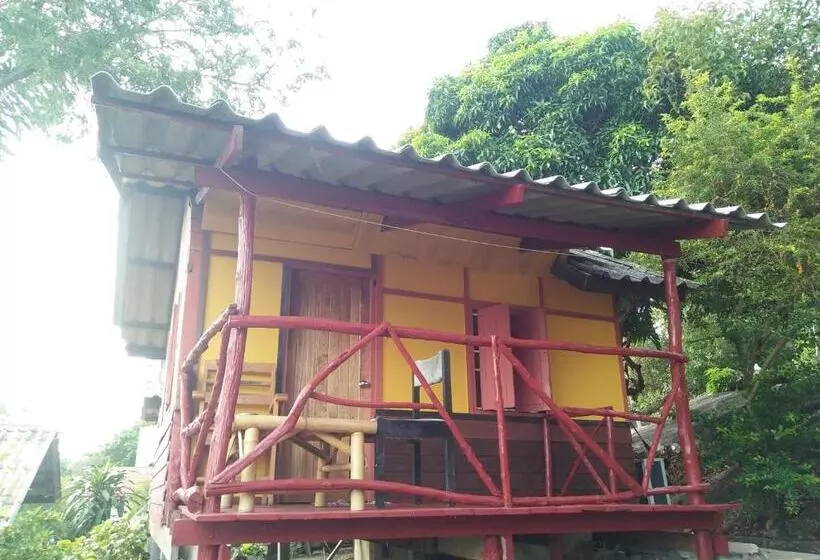 スタンダードバンガロー, Golden Beach Resort Koh Phangan