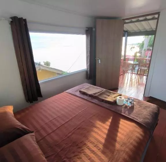 オーシャンビューのスタンダードバンガロー, Golden Beach Resort Koh Phangan