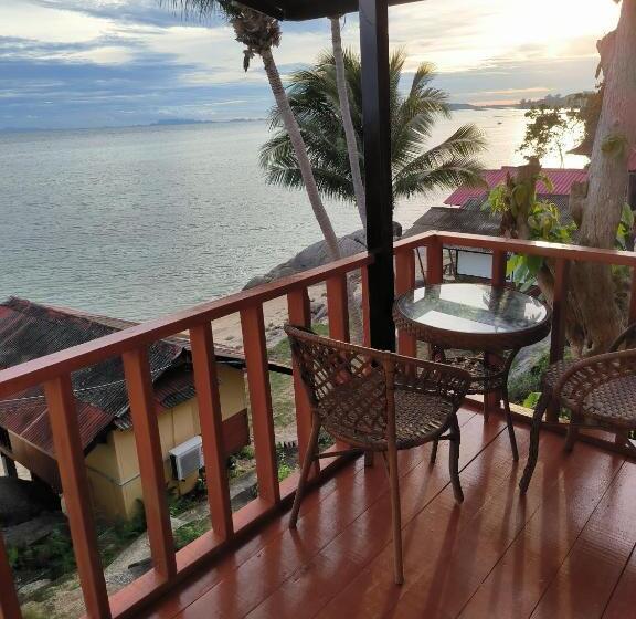 オーシャンビューのスタンダードバンガロー, Golden Beach Resort Koh Phangan