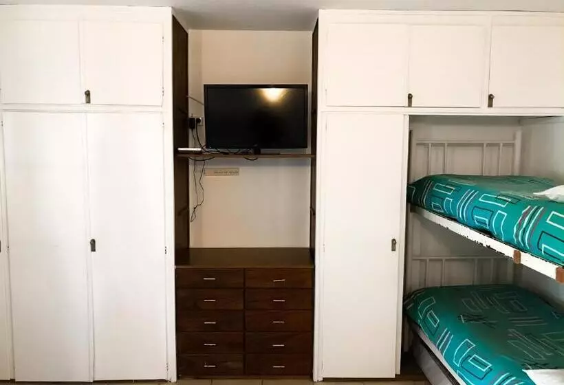 اتاق خانوادگی, Hostel Punto Patagonico