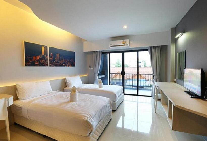 اتاق اکونومی, Hatyai Signature