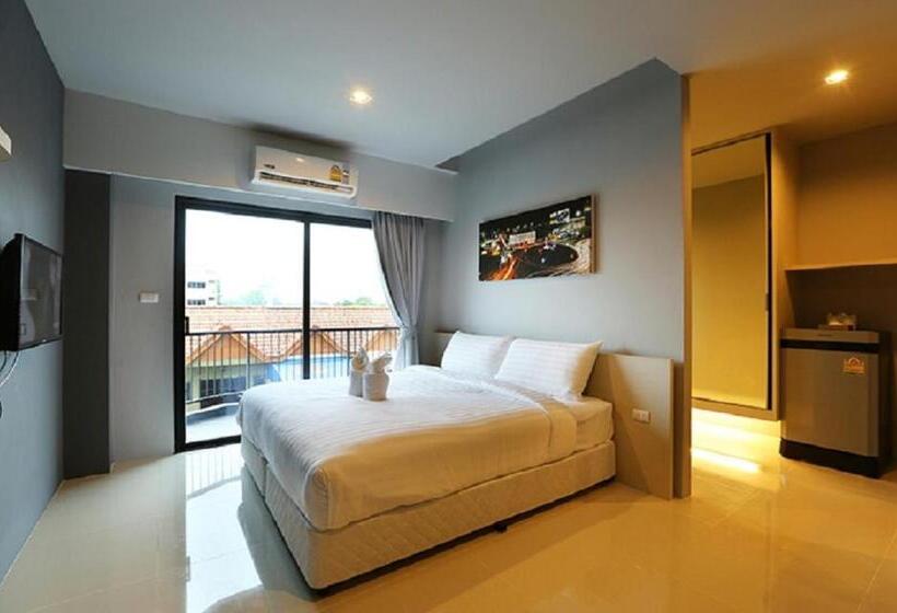 استودیو استاندارد با بالکن, Hatyai Signature