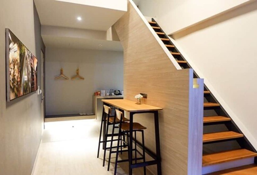 اتاق دوبلکس, Hatyai Signature