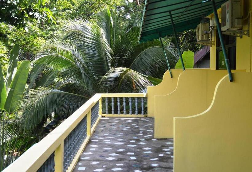 Номер Deluxe, Island Lodge