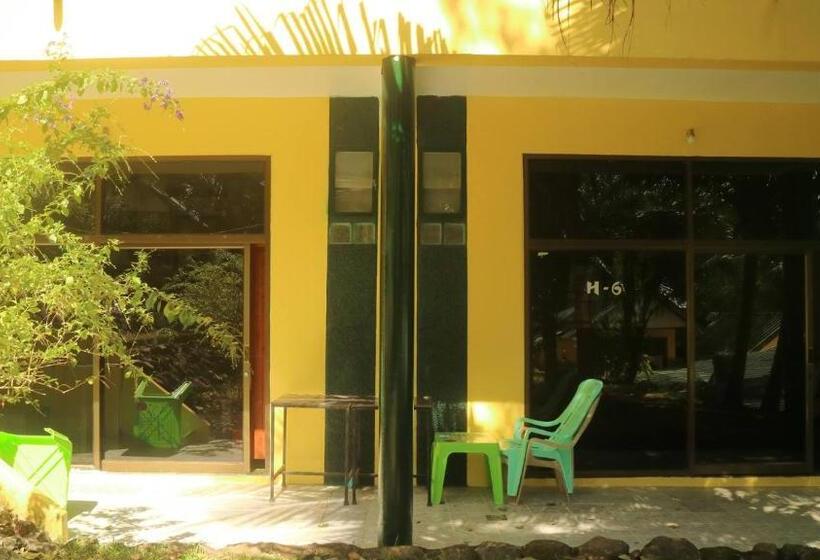 Номер Deluxe, Island Lodge