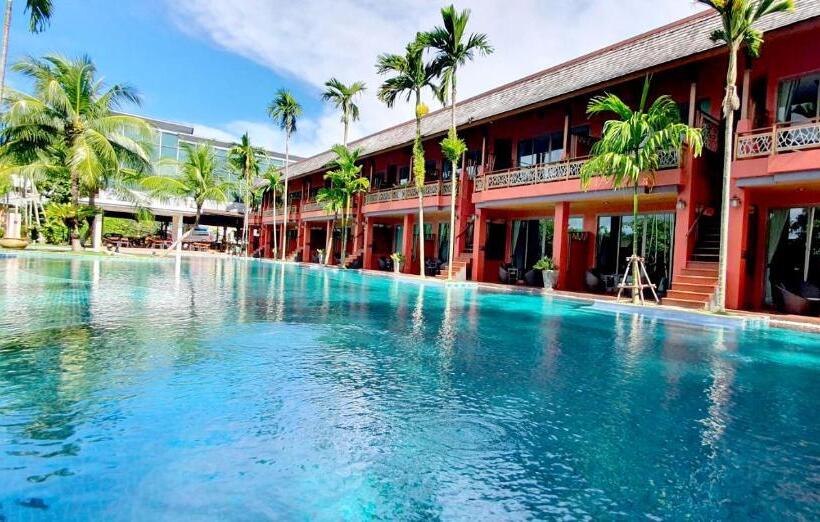 디럭스 룸, Mai Morn Resort Sha Plus