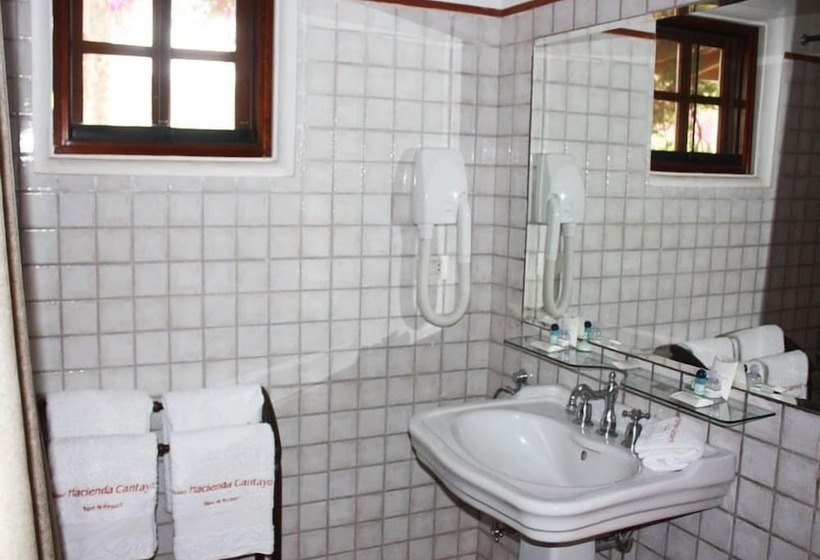 اتاق استاندارد سه نفره, Nuevo Cantalloc