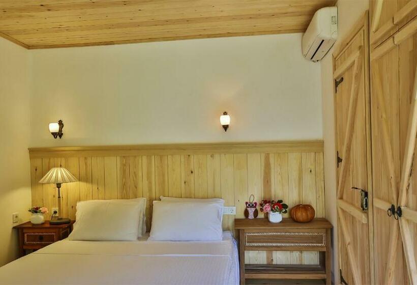 ガーデンビューのスタンダードバンガロー, Tranquilla River Lodge   Adults Only