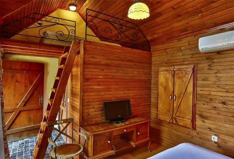 ガーデンビューのスタンダードバンガロー, Tranquilla River Lodge   Adults Only