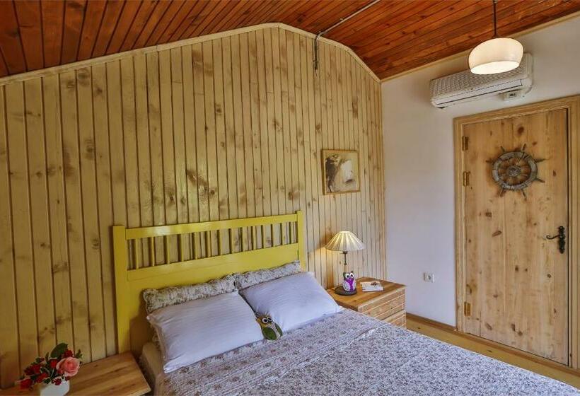 ガーデンビューのスタンダードバンガロー, Tranquilla River Lodge   Adults Only