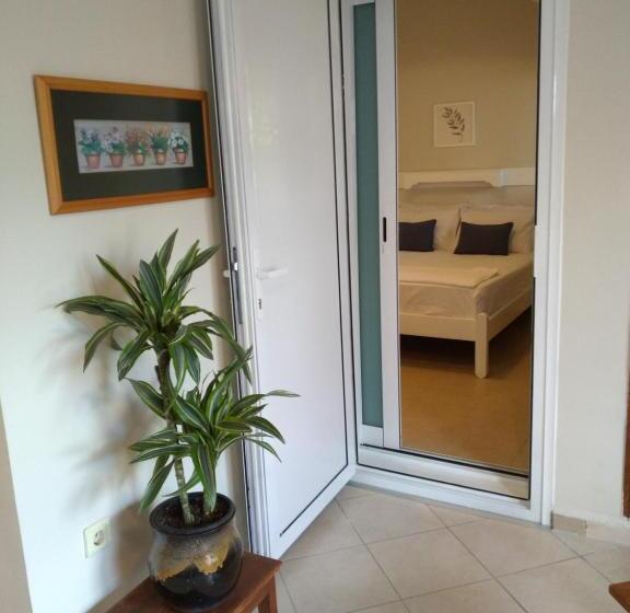 Superior Triple Room, Uzhan Beach