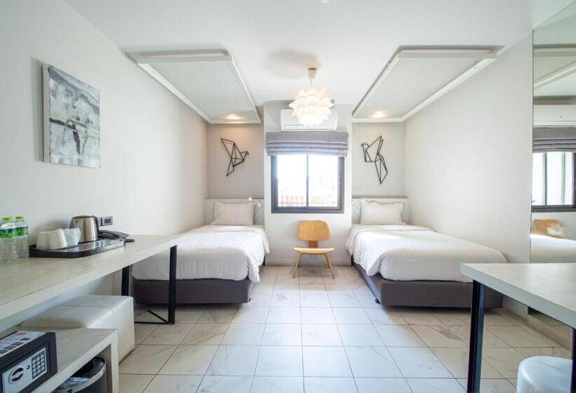 标准间, We Terminal