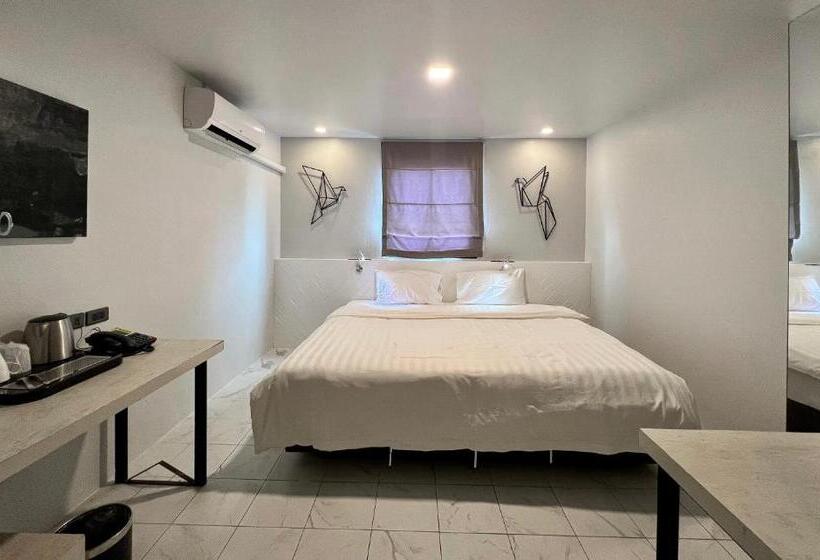 标准间, We Terminal