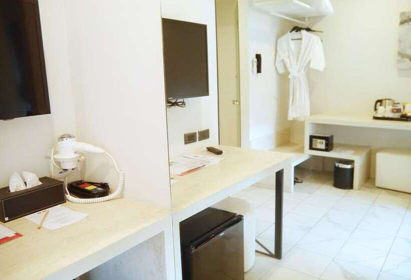 标准间, We Terminal