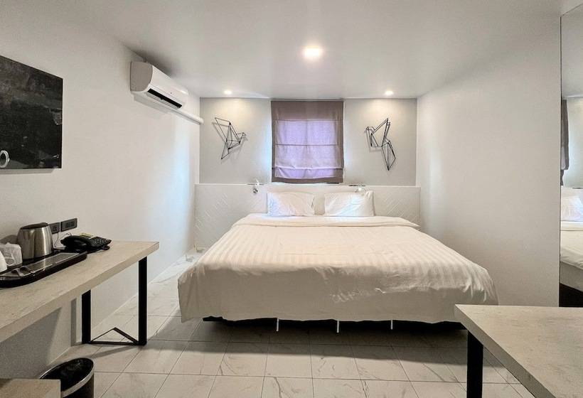 标准间, We Terminal