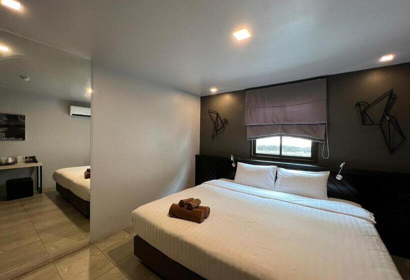 标准间, We Terminal