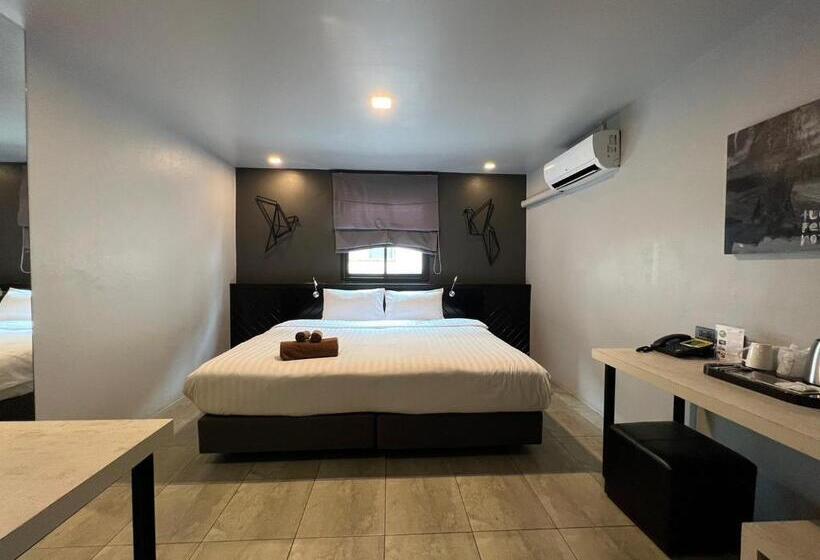 标准间, We Terminal