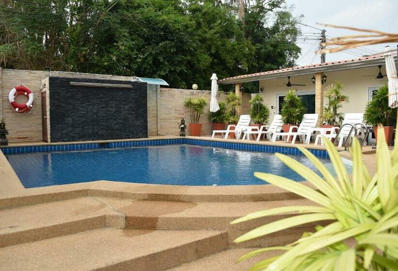 اتاق خانوادگی, Mangoes Pattaya