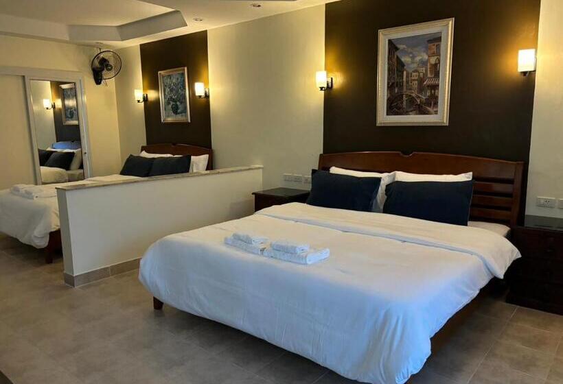 اتاق خانوادگی, Mangoes Pattaya