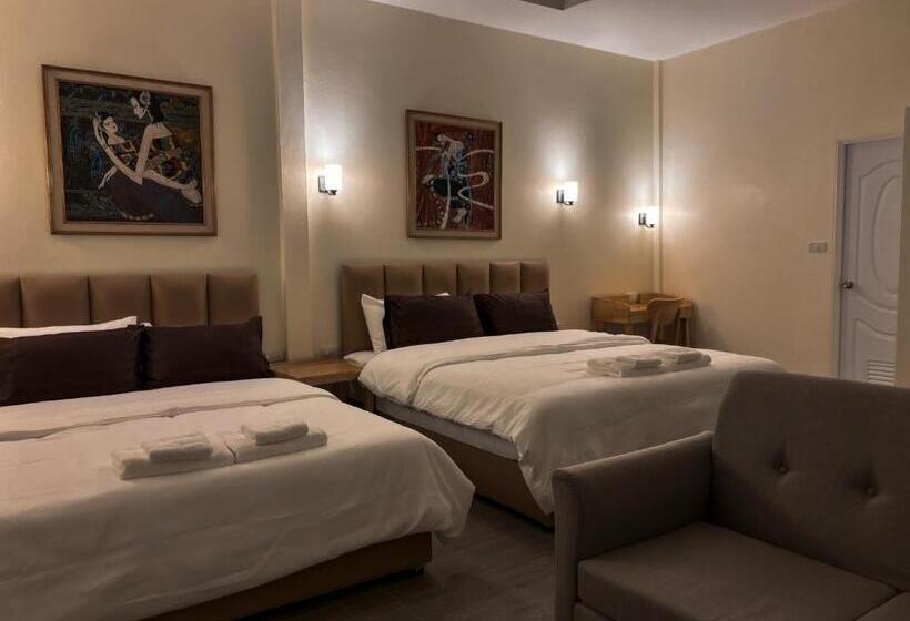 سوییت جونیور, Mangoes Pattaya