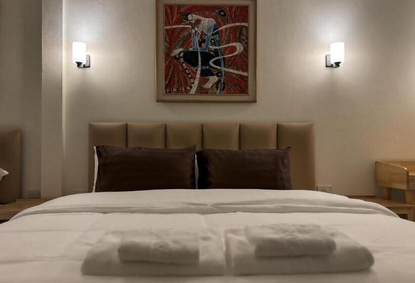 سوییت جونیور, Mangoes Pattaya