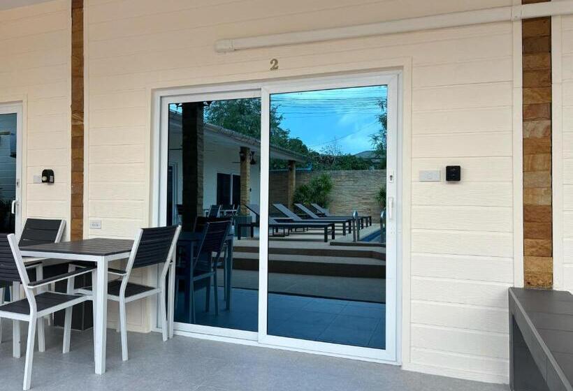 ویلای 3 خوابه, Mangoes Pattaya