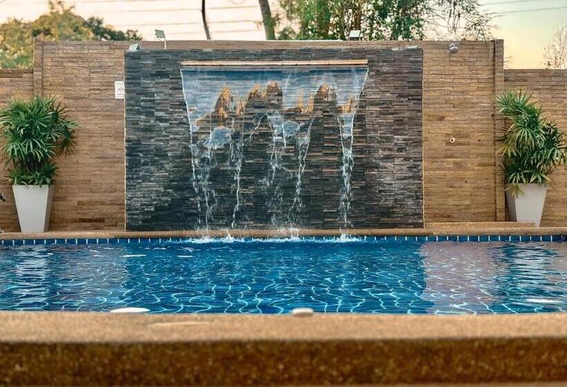 ویلای یک اتاق خوابه با استخر شنا, Mangoes Pattaya