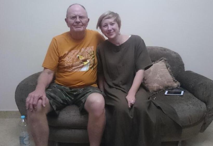 اتاق لوکس, Pyramids Power Inn