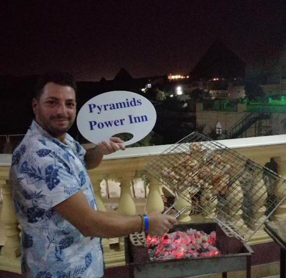 اتاق لوکس, Pyramids Power Inn