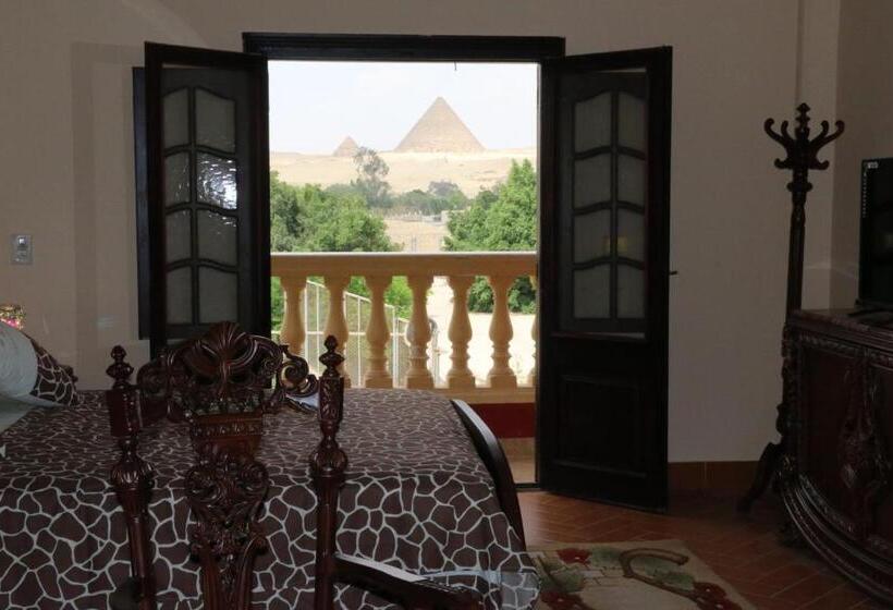 اتاق لوکس, Pyramids Power Inn