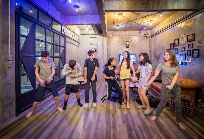 1 Sovrums Hus, Pulley Pool Villa 5 Mins Walk To Hua Hin Beach