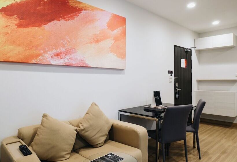 Люкс 2 Спальни, Brique Hotel Chiangmai