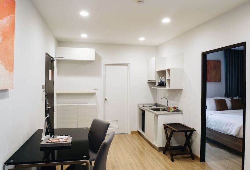 Люкс 2 Спальни, Brique Hotel Chiangmai