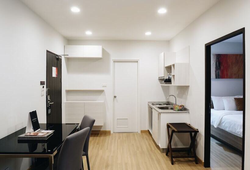 Люкс 2 Спальни, Brique Hotel Chiangmai