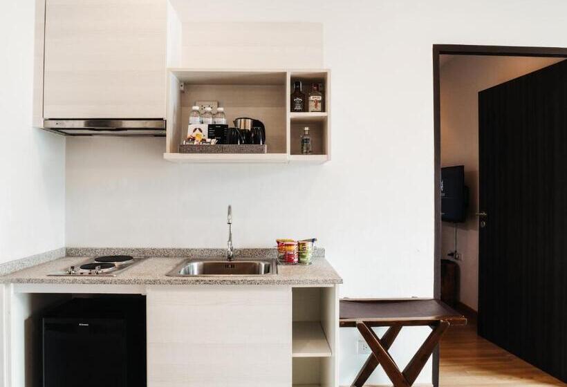 Люкс 2 Спальни, Brique Hotel Chiangmai