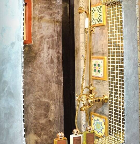 豪华房间, Chuchaiburi Sri Amphawa