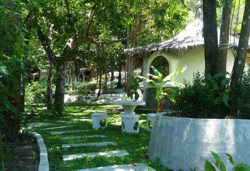 بنجلو قياسى مطلّ علي الحديقة, Flower Power Farm Village