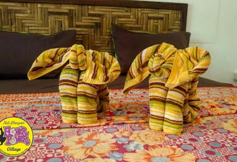 غرفة قياسية سرير كينج, Flower Power Farm Village