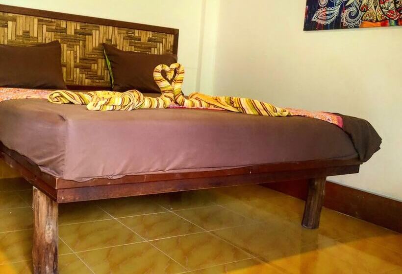 غرفة قياسية سرير مزدوج, Flower Power Farm Village