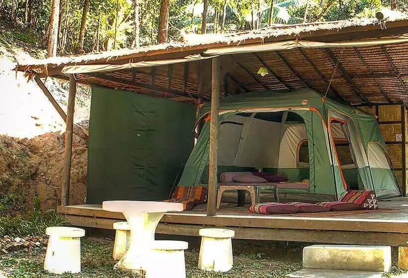 Deluxe Tent, Flower Power Farm Village