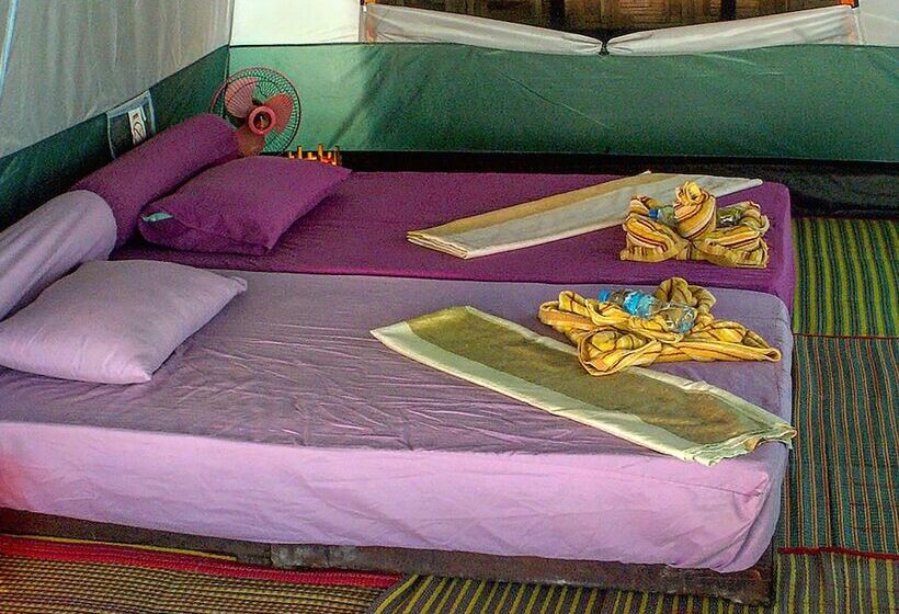 Deluxe Tent, Flower Power Farm Village
