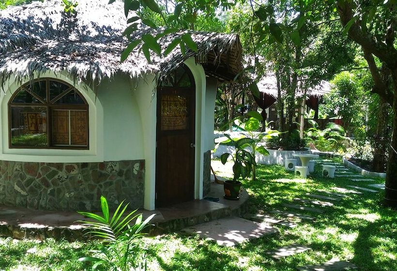 بنجلو بريميوم, Flower Power Farm Village