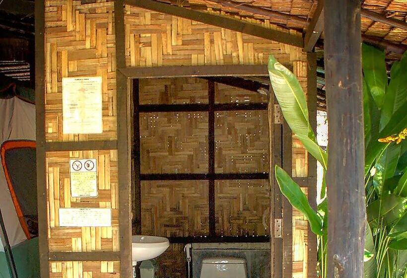 غرفة بريميوم, Flower Power Farm Village