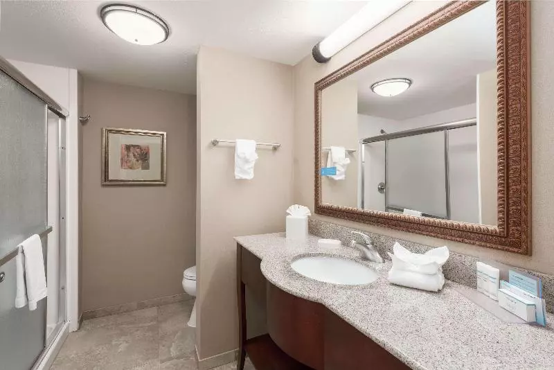 Premium-huone, Flower Power Farm Village