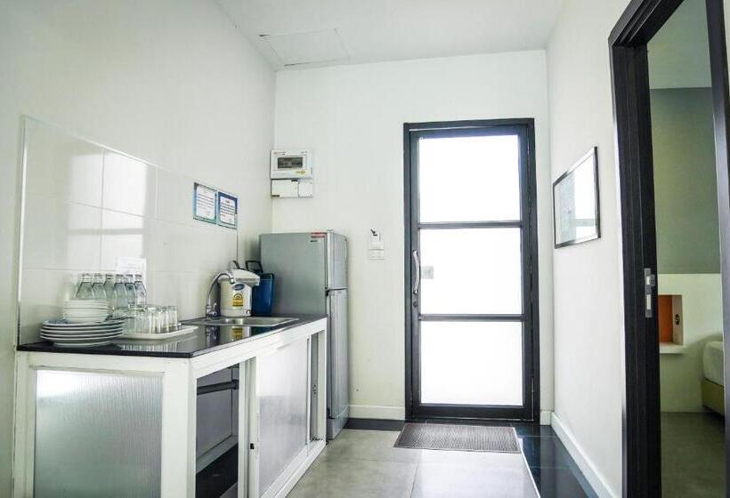 Вилла Deluxe 3 Спальни, Villa Navin