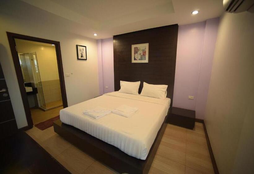 Вилла с 1 спальней и бассейном, Villa Navin