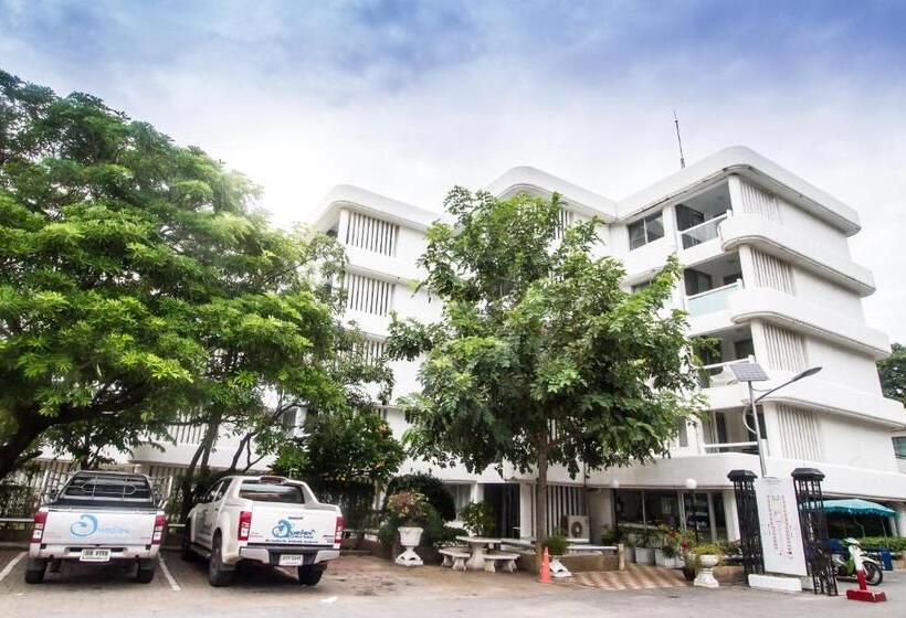 Семейные Апартаменты 3 Спальни, Villa Navin